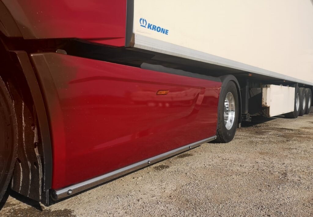 IVECO S-way SIDE PROTECTION BAR