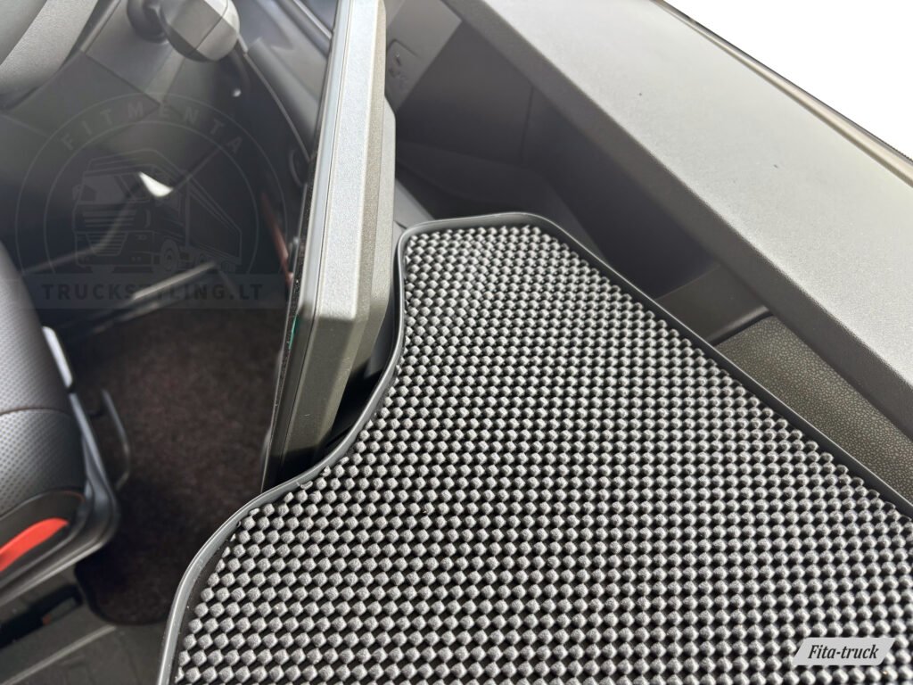 Volvo FH 2021 AERO table