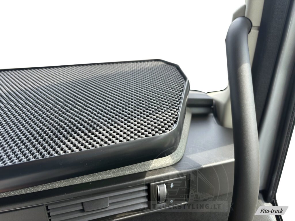 Volvo FH 2021 AERO table