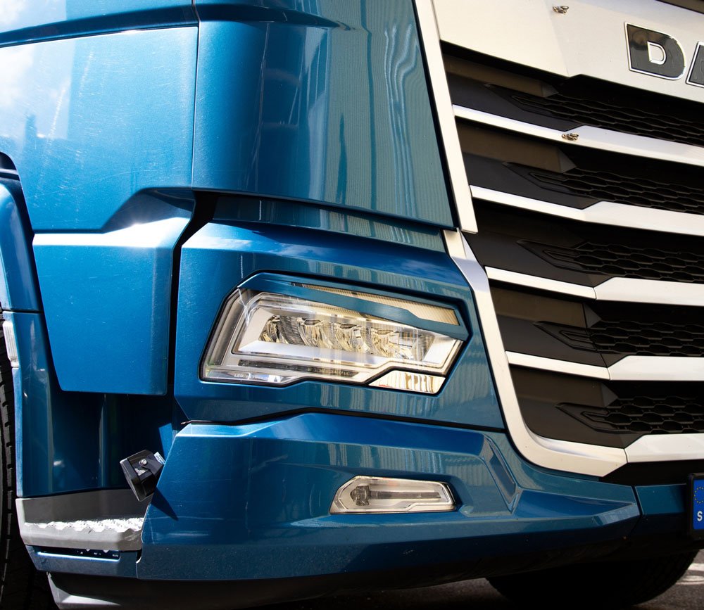 DAF žibintų apvadai